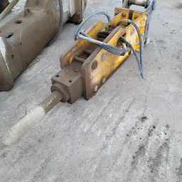 2017 SOOSAN CB500 Attachment