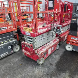 2018 MEC MICRO 19 Scissor Lift
