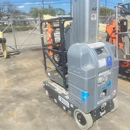 2017 JLG 20MVL Self-Propelled One-Person Lift