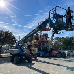 2017 Genie S-85 Boom Lift