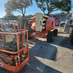 2015 JLG 450AJ Articulating Boom Lift