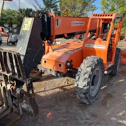 2016 SKYTRAK 6042 Forklift