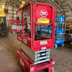 2017 MEC 1330SE Scissor Lift