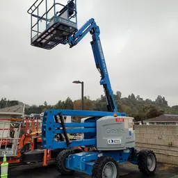2013 Genie Z-45/25J IC Articulating Boom Lift