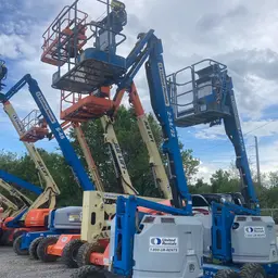 2015 Genie Z-34/22 IC Articulating Boom Lift