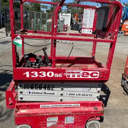 2017 MEC 1330SE Scissor Lift