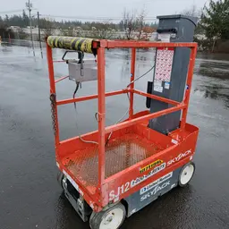 2018 Skyjack SJ12 Self-Propelled One-Person Lift
