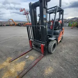 2018 Toyota 8FGU25 Warehouse Forklift
