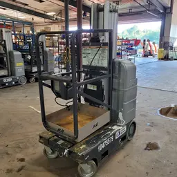 2016 JLG 20MVL Self-Propelled One-Person Lift