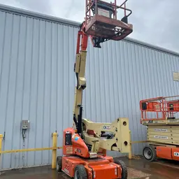 2011 JLG E400AJPN Articulating Boom Lift