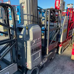 2016 JLG 20MVL Self-Propelled One-Person Lift