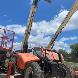 2016 JLG 642 Forklift