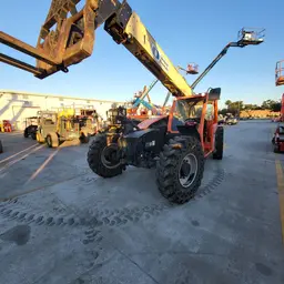 2016 JLG 642 Forklift
