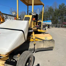 2015 LayMor SM400 Sweeper
