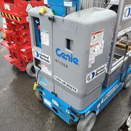 2018 Genie GR-20 Self-Propelled One-Person Lift