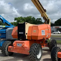 2014 JLG 800A Articulating Boom Lift