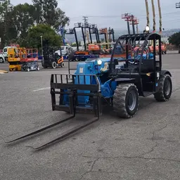 2017 Genie GTH-5519 Forklift