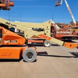 2013 JLG E400AN Articulating Boom Lift