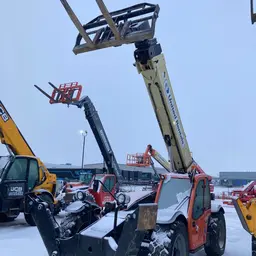 2018 JLG 1055 Forklift