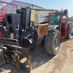 2018 JLG 1055 Forklift