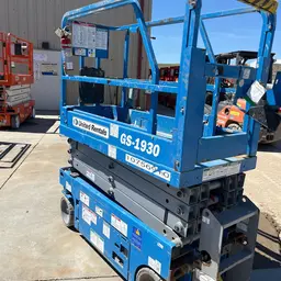 2018 Genie GS-1930 Scissor Lift