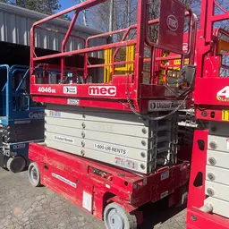 2017 MEC 4046SE Scissor Lift