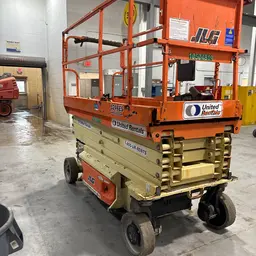2016 JLG 3246ES Scissor Lift