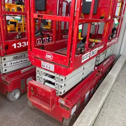 2017 MEC 1330SE Scissor Lift