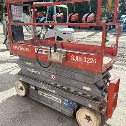 2015 Skyjack SJIII3226 Scissor Lift