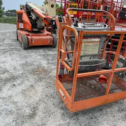 2014 JLG E400AJPN Articulating Boom Lift