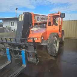 2016 SKYTRAK 6042 Forklift