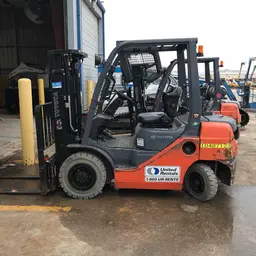 2016 Toyota 8FGU25 Warehouse Forklift