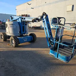 2015 Genie Z-34/22 IC Articulating Boom Lift