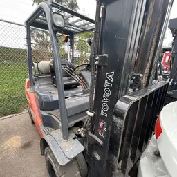 2019 Toyota 8FGU25 Warehouse Forklift