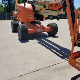2013 JLG 450AJ Articulating Boom Lift