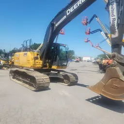 2018 John Deere 210G LC Excavator
