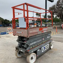 2013 Skyjack SJIII3226 Scissor Lift
