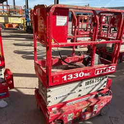 2017 MEC 1330SE Scissor Lift
