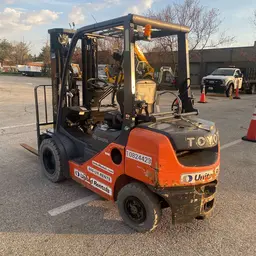 2018 Toyota 8FGU25 Warehouse Forklift