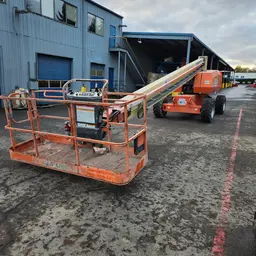 2016 JLG 800S Boom Lift