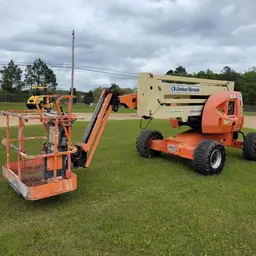 2015 JLG 450AJ Articulating Boom Lift