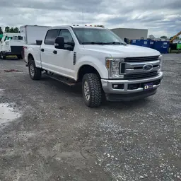 2018 Ford F250CREWXLTG4WD Truck