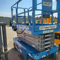 2018 Genie GS-3246 Scissor Lift