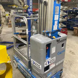 2016 Genie GR-20 Self-Propelled One-Person Lift