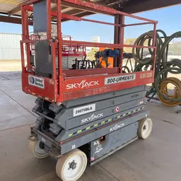 2015 Skyjack SJIII3226 Scissor Lift