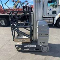 2015 JLG 20MVL Self-Propelled One-Person Lift