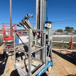 2018 Genie AWP-40SDC Pusharound Lift
