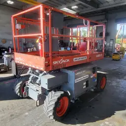 2016 Skyjack SJ6826RT Rough Terrain Scissor Lift