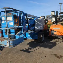 2013 Genie Z-45/25 IC Articulating Boom Lift