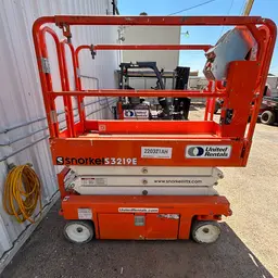 2019 Snorkel S3219E Scissor Lift